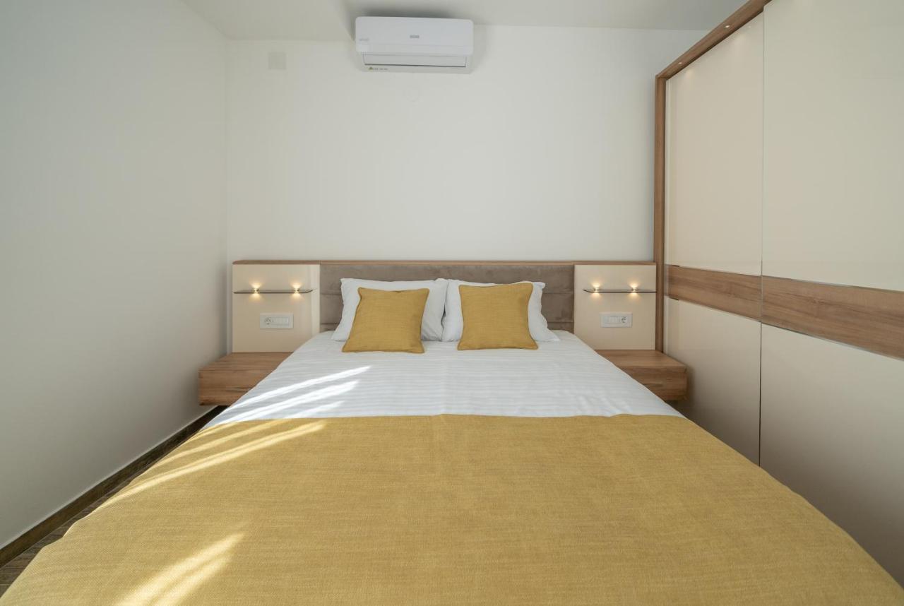 Marea Deluxe Apartments Котор Экстерьер фото
